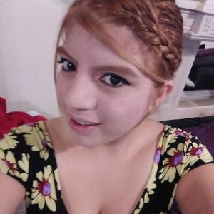 Meet your Posher, Leslie