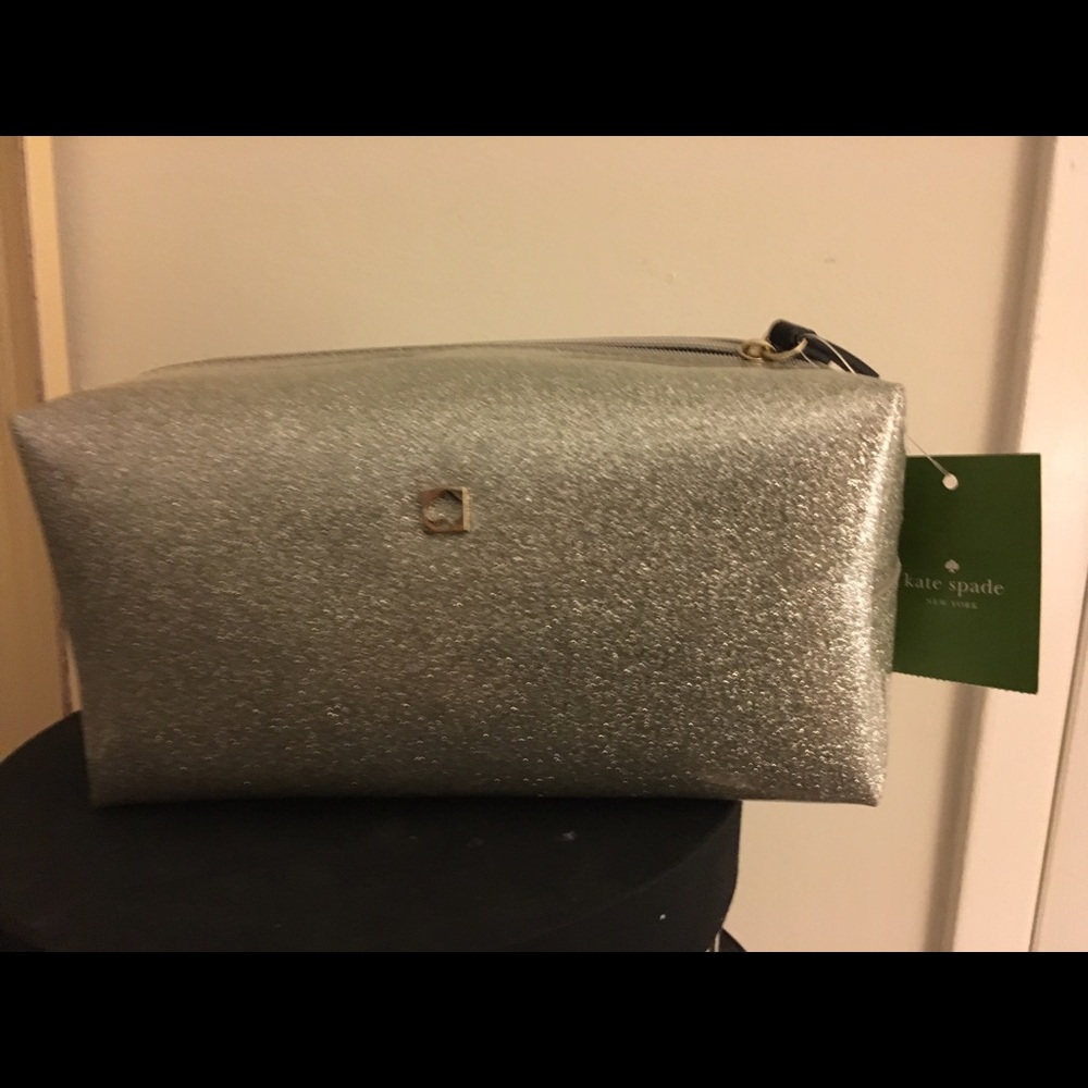 Makeup bag