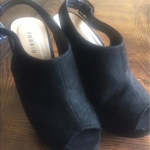 Torrid size 8 Black Peep toe booties