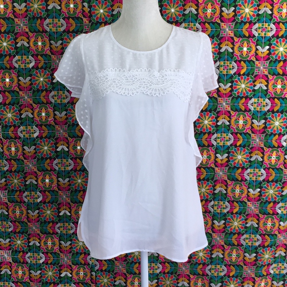 Flutter sleeve blouse
