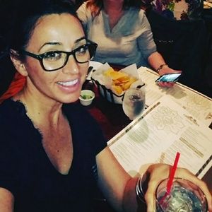 Meet your Posher, Michele