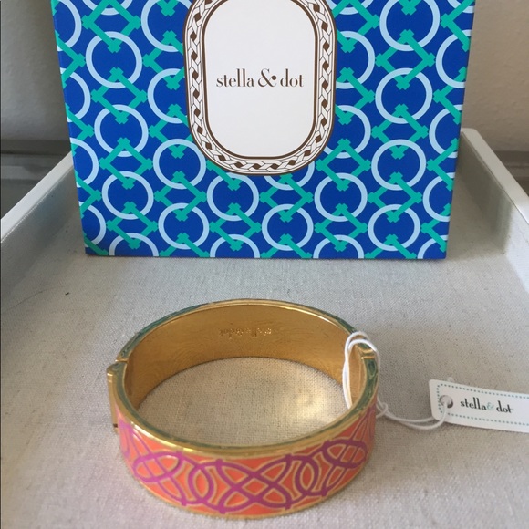 Stella and Dot Eleanor bangle - Picture 1 of 4