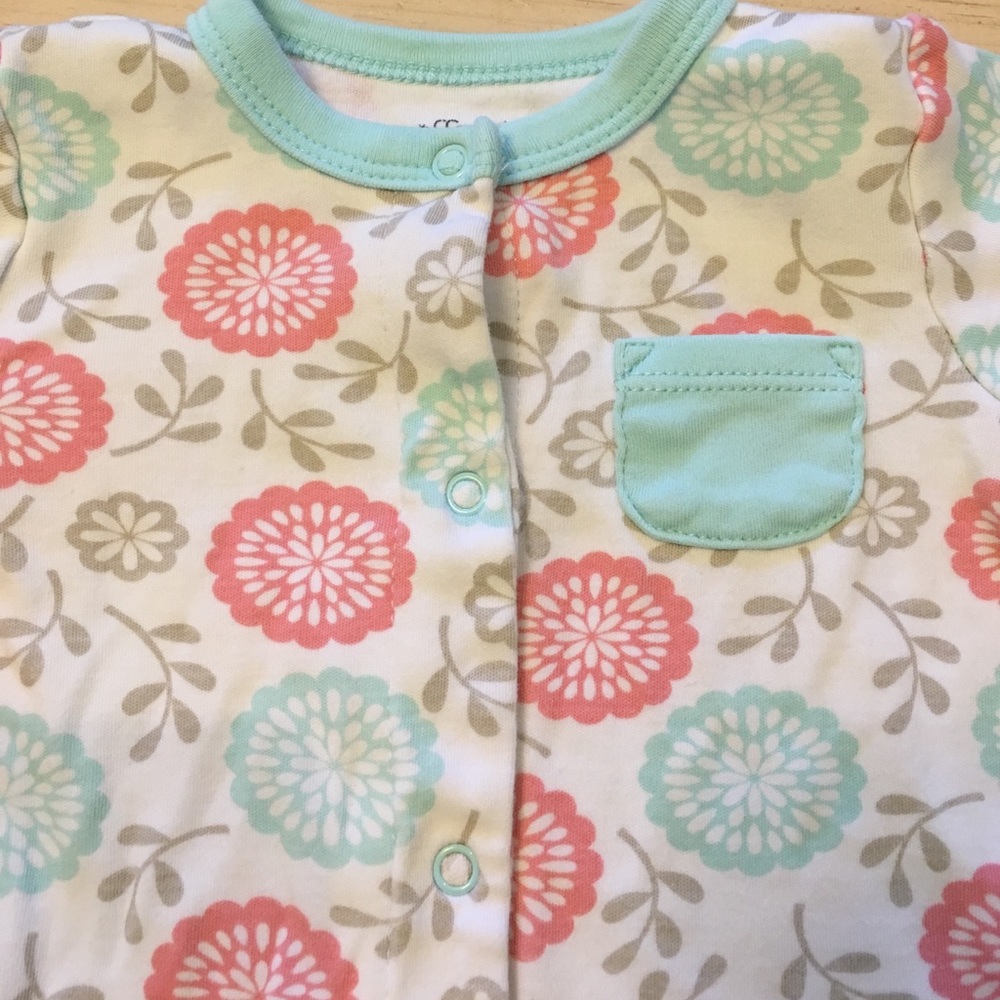 Offspring floral snap front footed onesie 6 months
