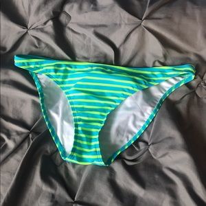 Cute Freestyle brand bikini bottom.  Never worn.