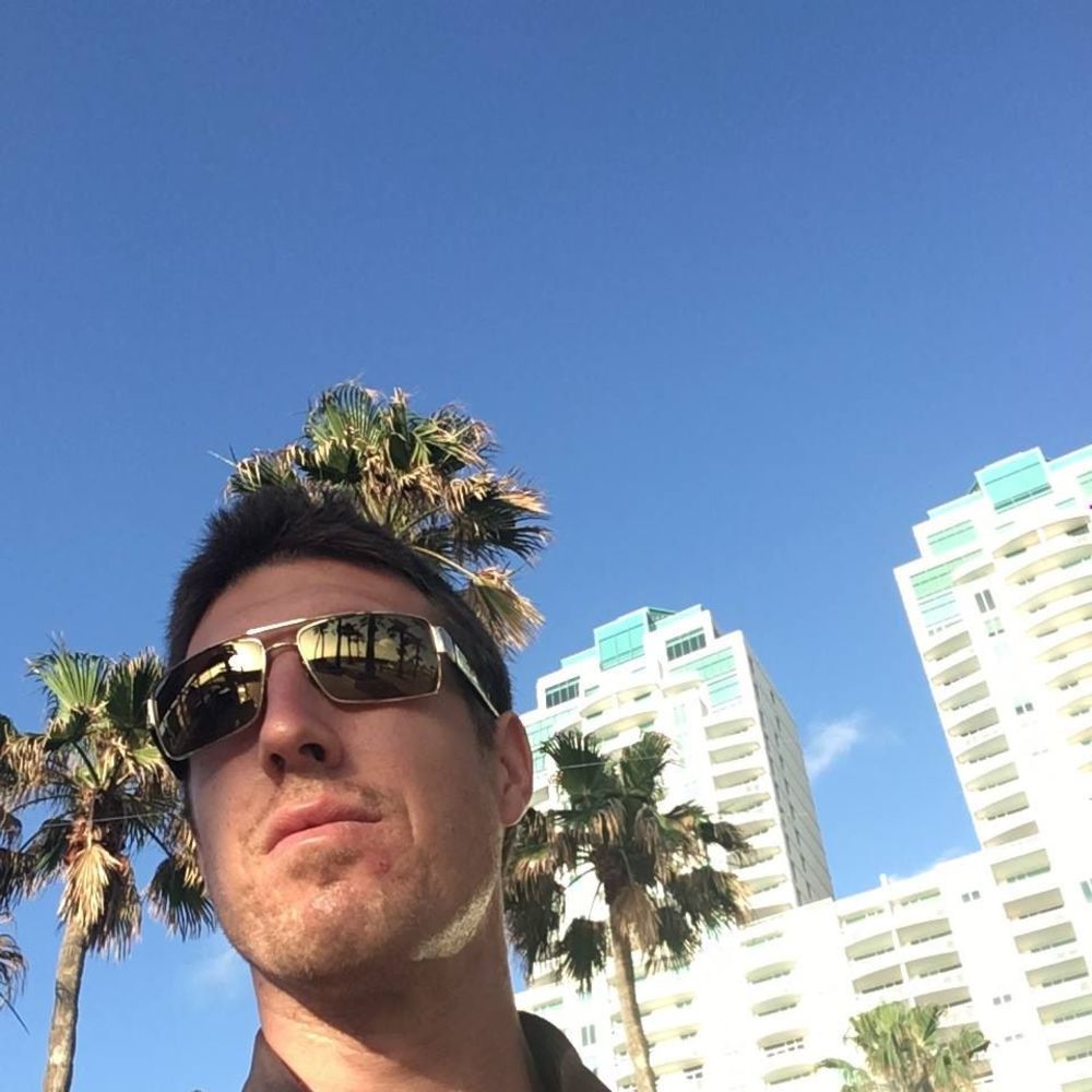 Meet your Posher, Lawrence