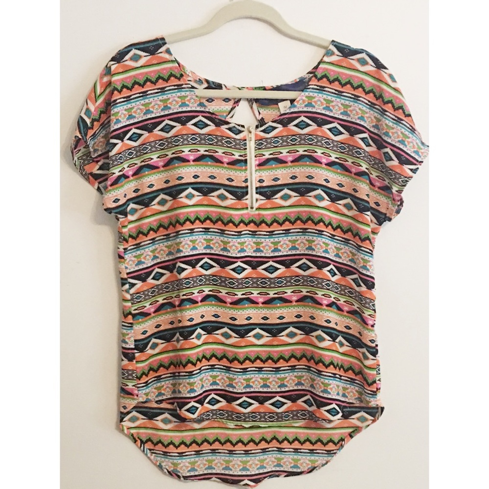 Francesca's Aztec print top. Size Medium.