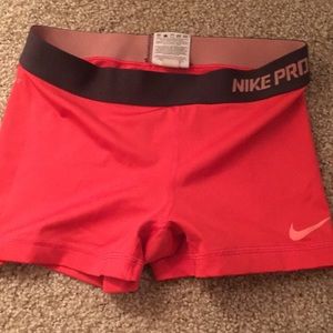 Nike pros shorts