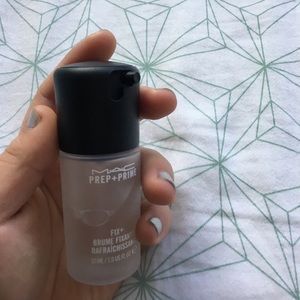 BARELY USED ~ MAC 'Sized to Go' Mini Fix +