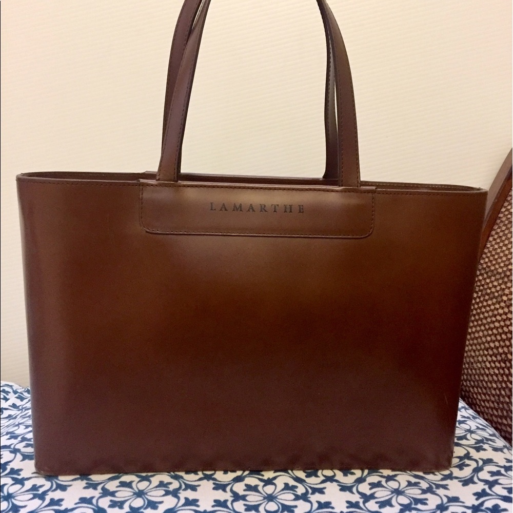 ***Last Chance***Lamarthe leather satchel.