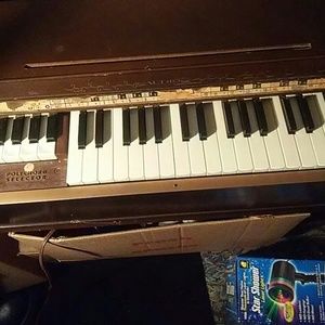 A 19 57 organ plays well and most of the numbers g