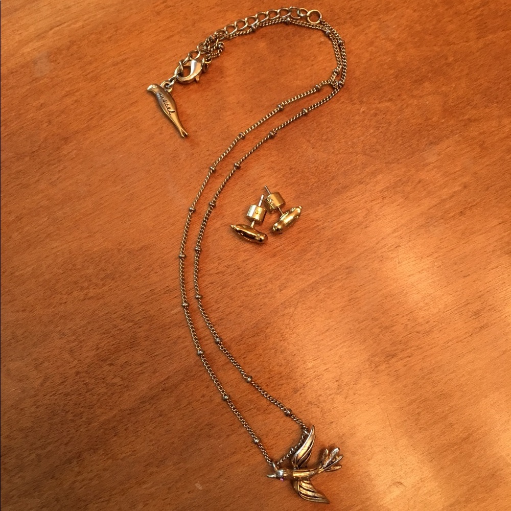 Chloe + Isabel Bird Earring & Necklace Set