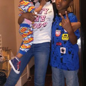 Meet your Posher, Aprille