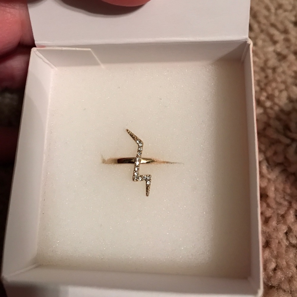 Stella & Dot retired Lightning Ring NEW