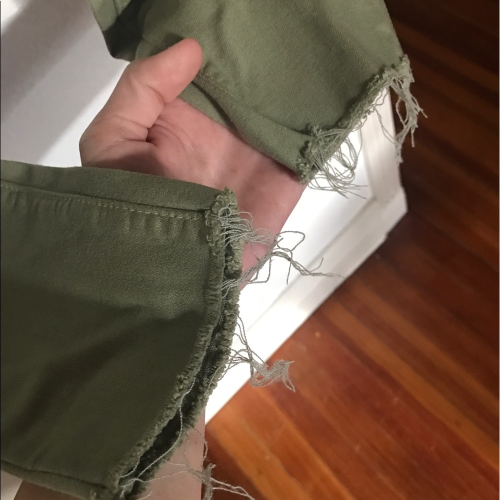 Olive skinny stretch frayed jeans - just black 27