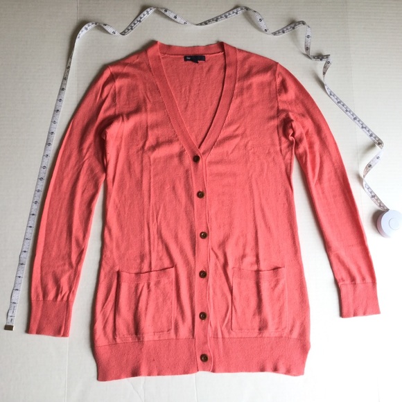 📣 V-Neck Cardigan 📣 - Picture 3 of 8