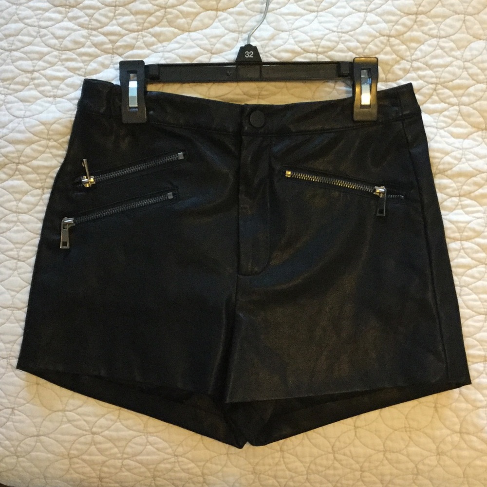 Trendy Black Faux Leather Shorts
