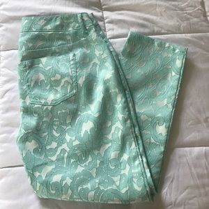 Jennifer Lopez Capris