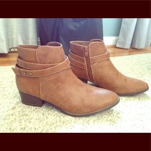Lauren Conrad ankle booties