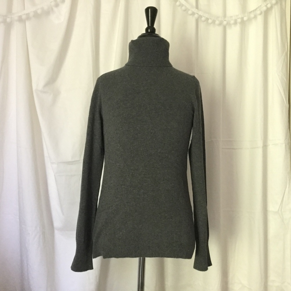 📣 Turtleneck Sweater 📣