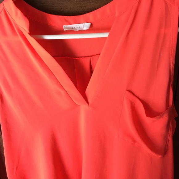 Lush - Picture 2 of 3