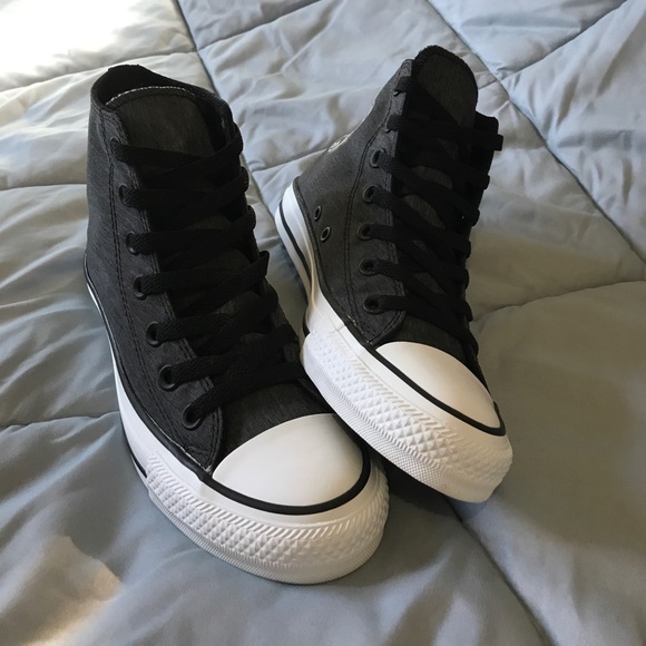 💥 HOST PICK Converse 💥 - Picture 5 of 8
