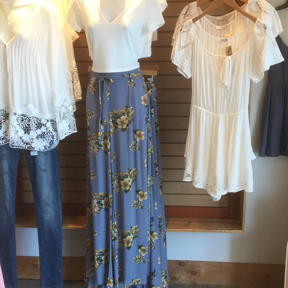 Floral palazzo pant - Picture 4 of 4