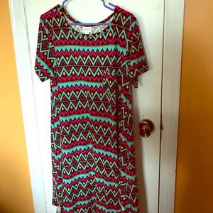 Carly me Crazy, I ❤️me a Carly. LuLaRoe. Size L.