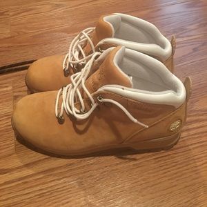 Ladies Timberland boots