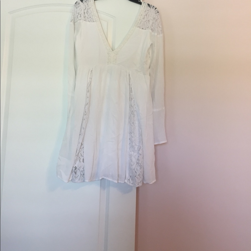 White lace dress