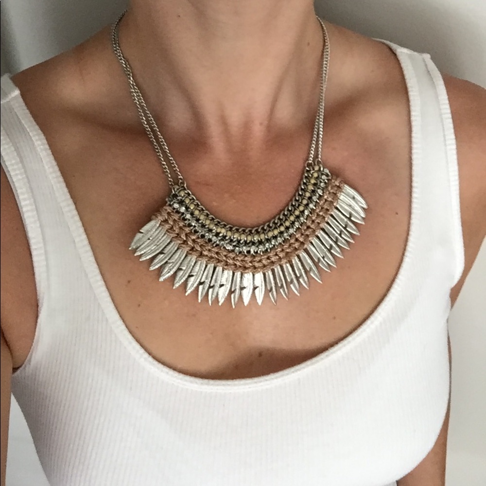 Statement necklace