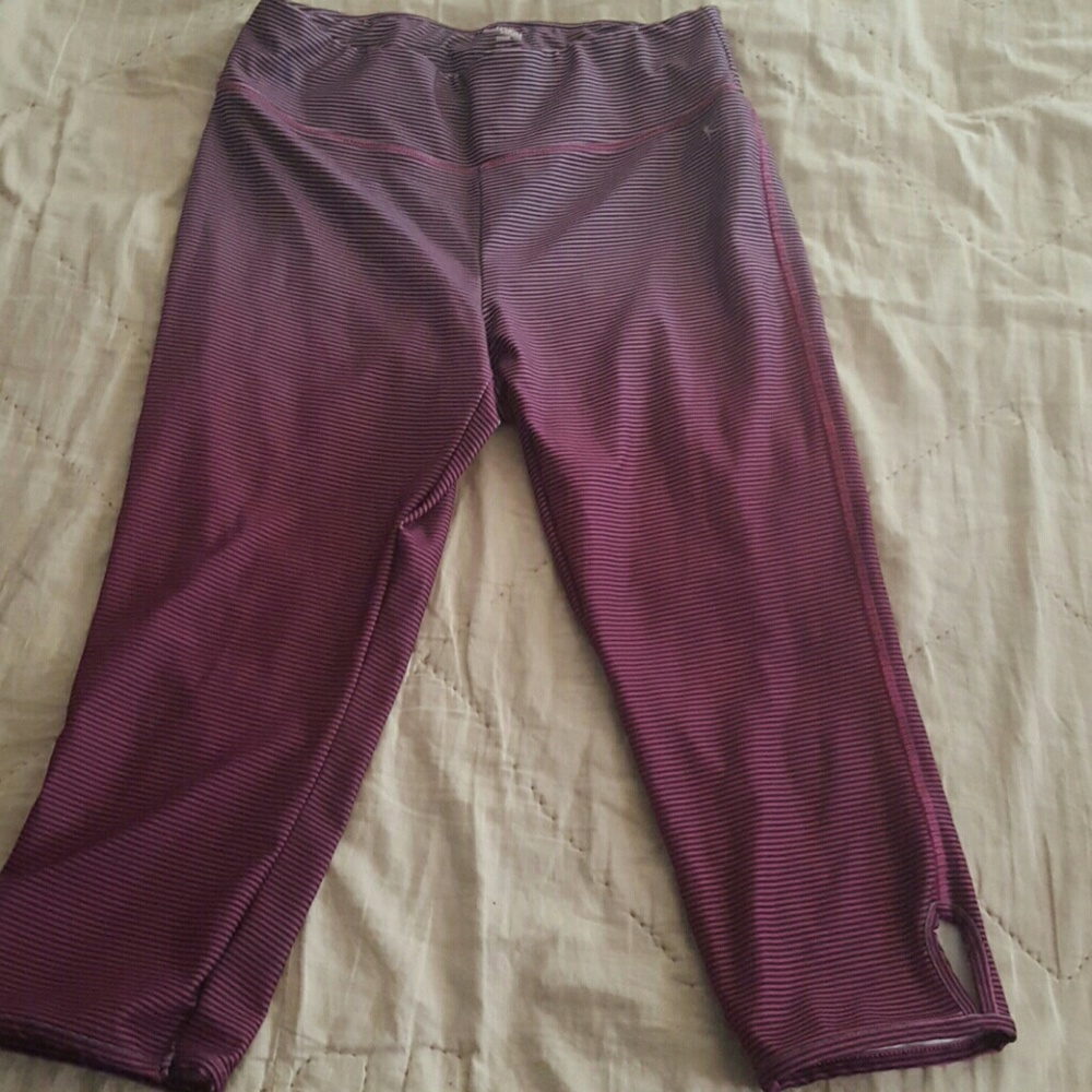 **SOLD**Danskin workout Capri pants