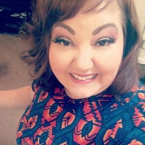 Meet your Posher, Mandy