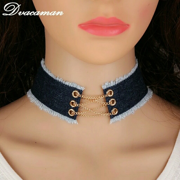 Ethnic Tibetan Silver Big Carved Flower Round Tass - Picture 3 of 3