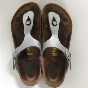 Birkenstock Gizeh silver leather