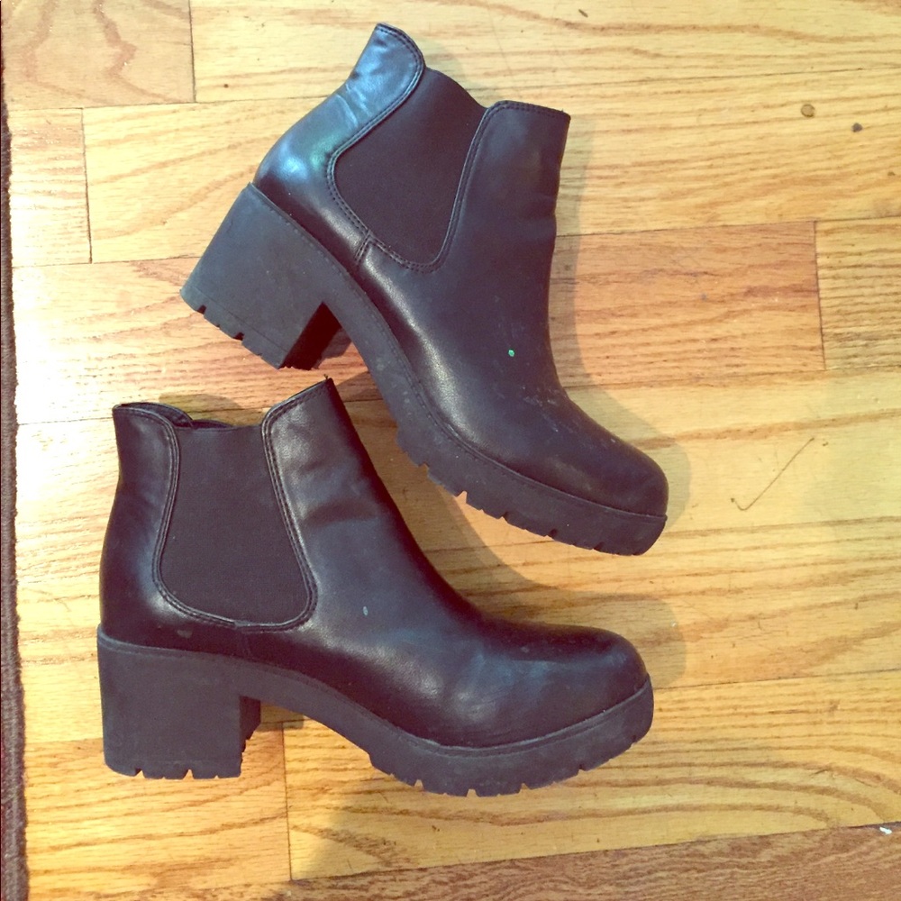 Black Steve Madden shoes