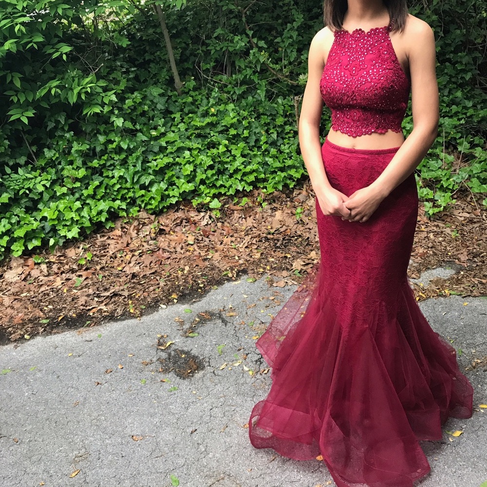 Sherri Hill 2 piece prom dress