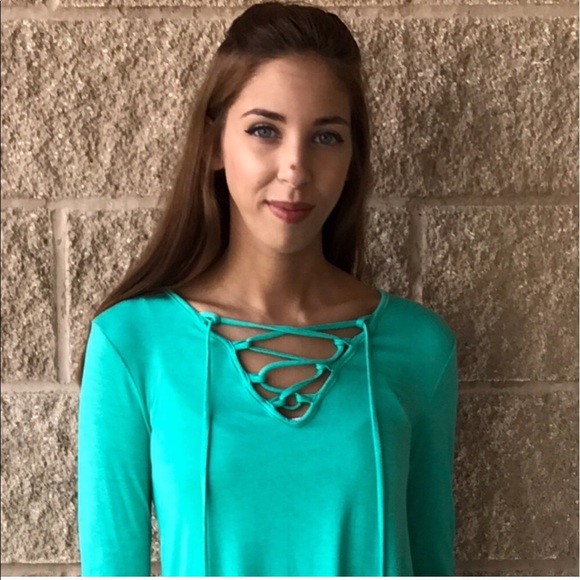 Ava Lace Up Top - Picture 4 of 7