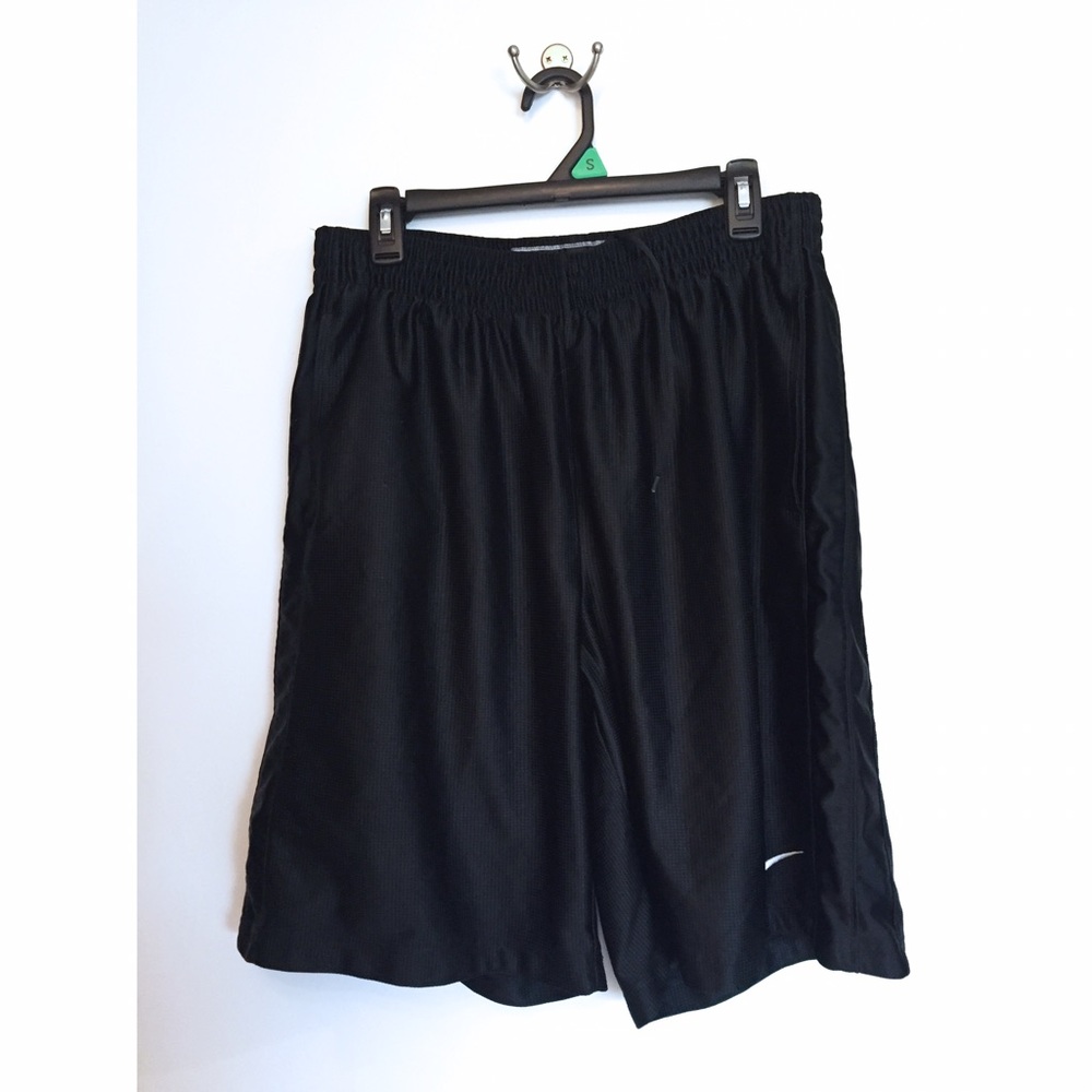Men's Nike Basketball shorts XL