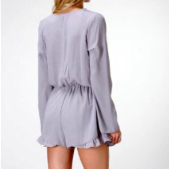 NEW Honey Punch long sleeve Ruffle Romper - Picture 4 of 5