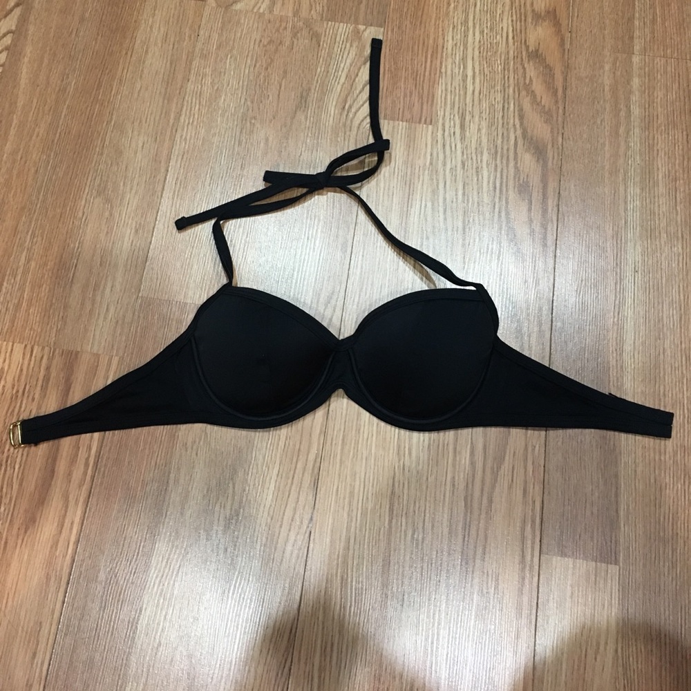 Black Victoria's Secret bikini top