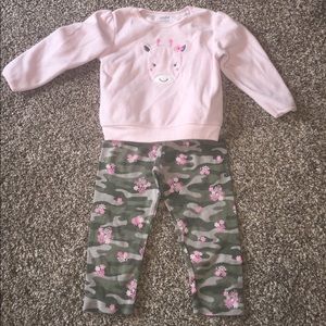 Sweatshirt and pant set