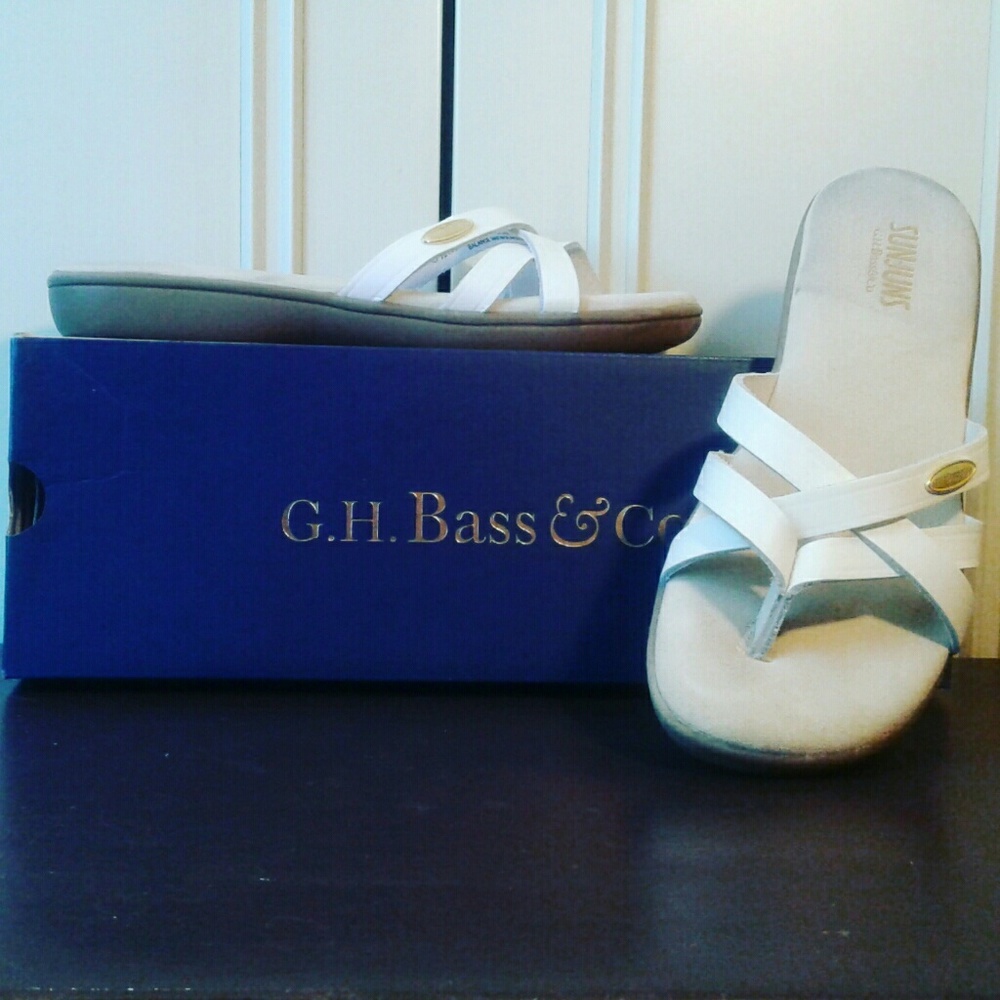 Classic Summer White Sandal / 6.5