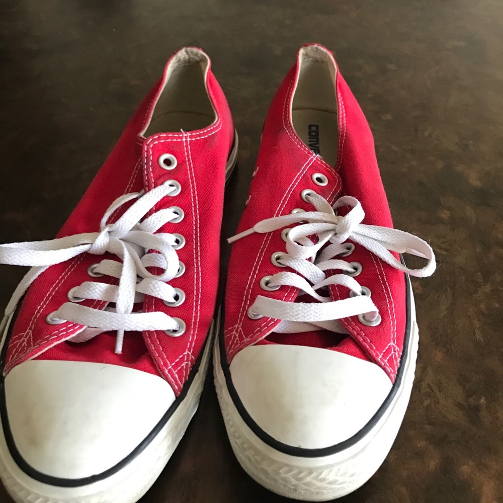 Red Converse