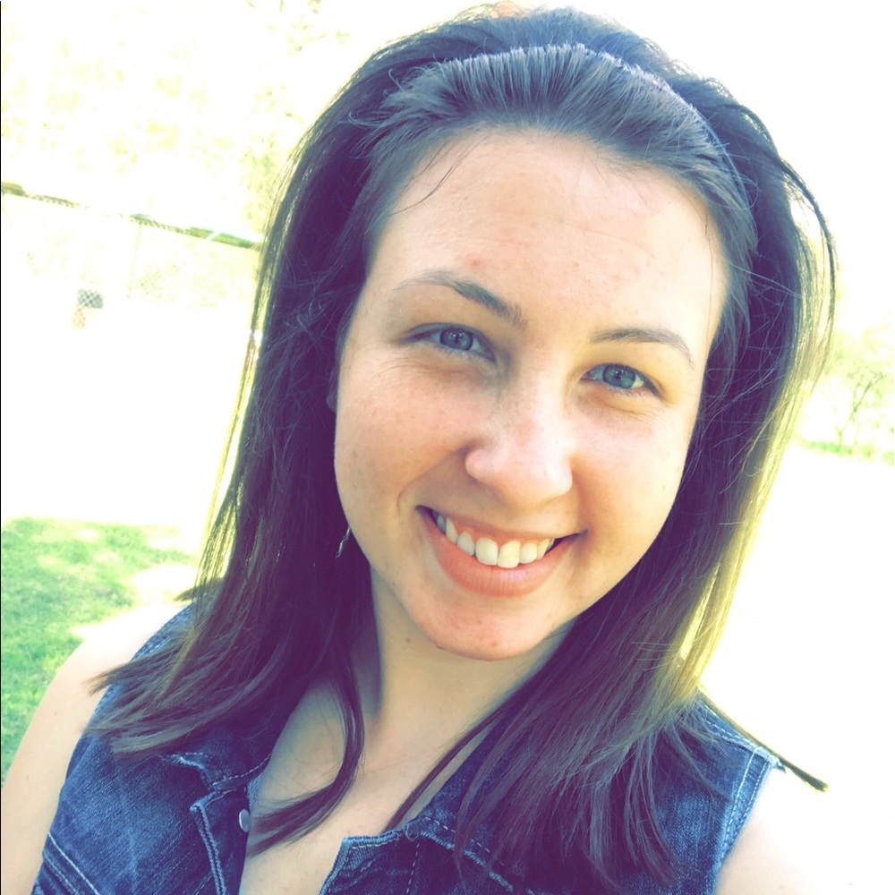 Meet your Posher, Carolyn