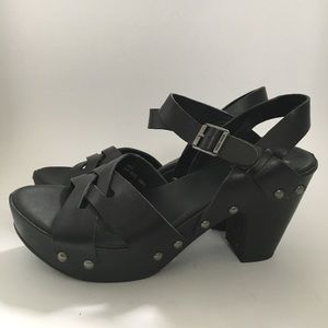 Kork-Ease black platform sandal. Size 9