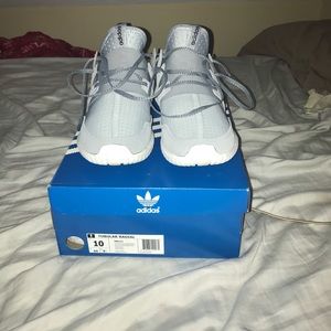 Adidas Tubular Radical