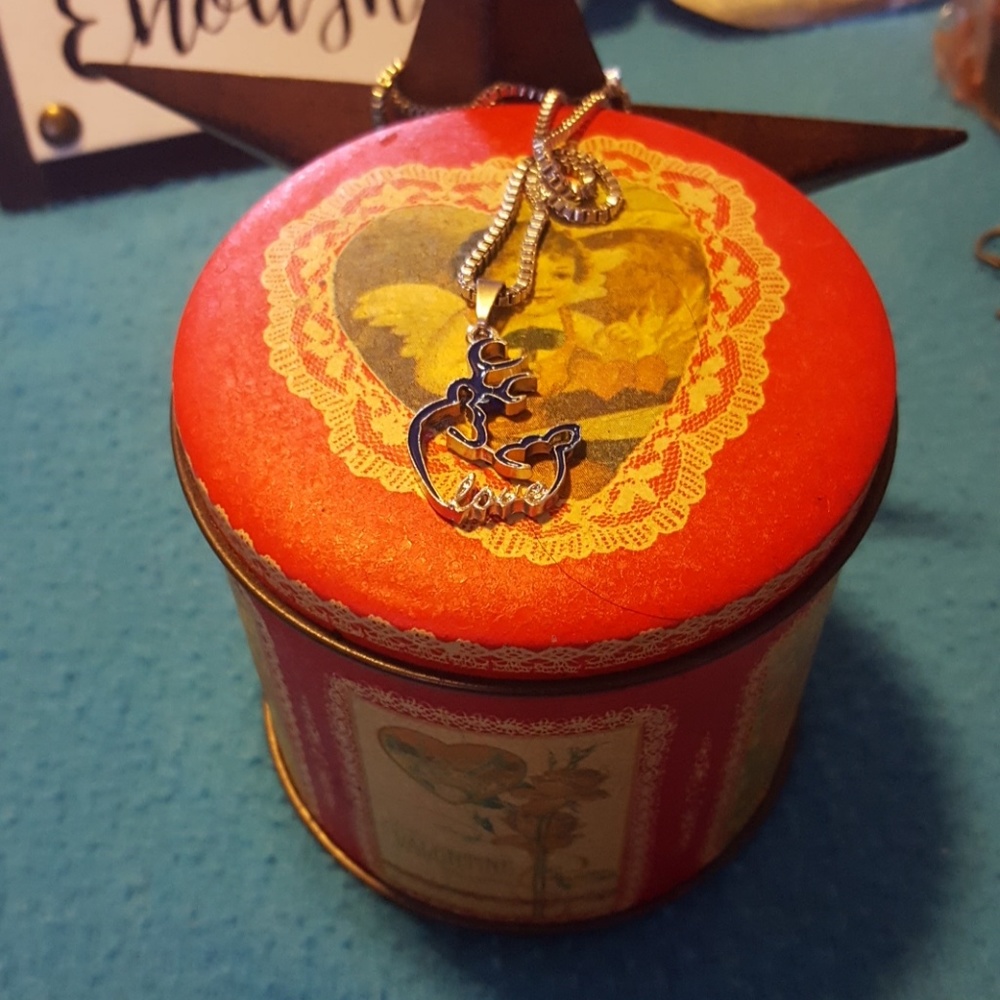 LOVE buck and doe kissing necklace