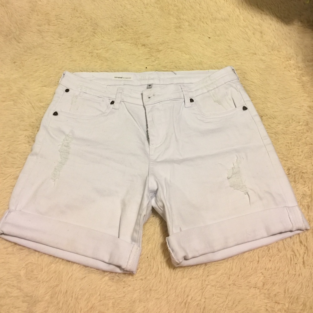 KUT white Catherine distressed shorts