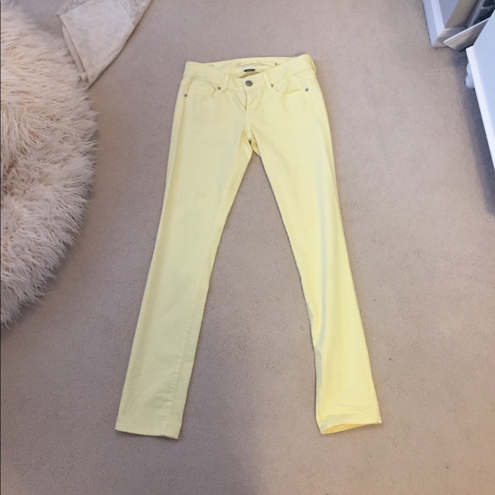 Yellow jeans