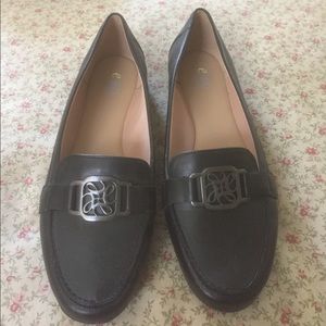 E360 Easy Spirit Loafers. Size 8.5W. Black